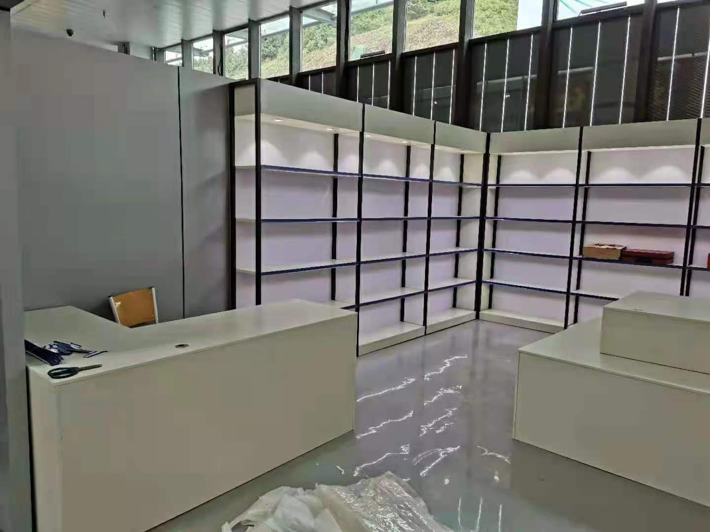煙酒柜展示