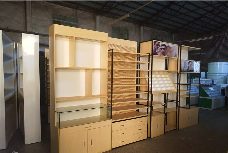 眼鏡柜展示